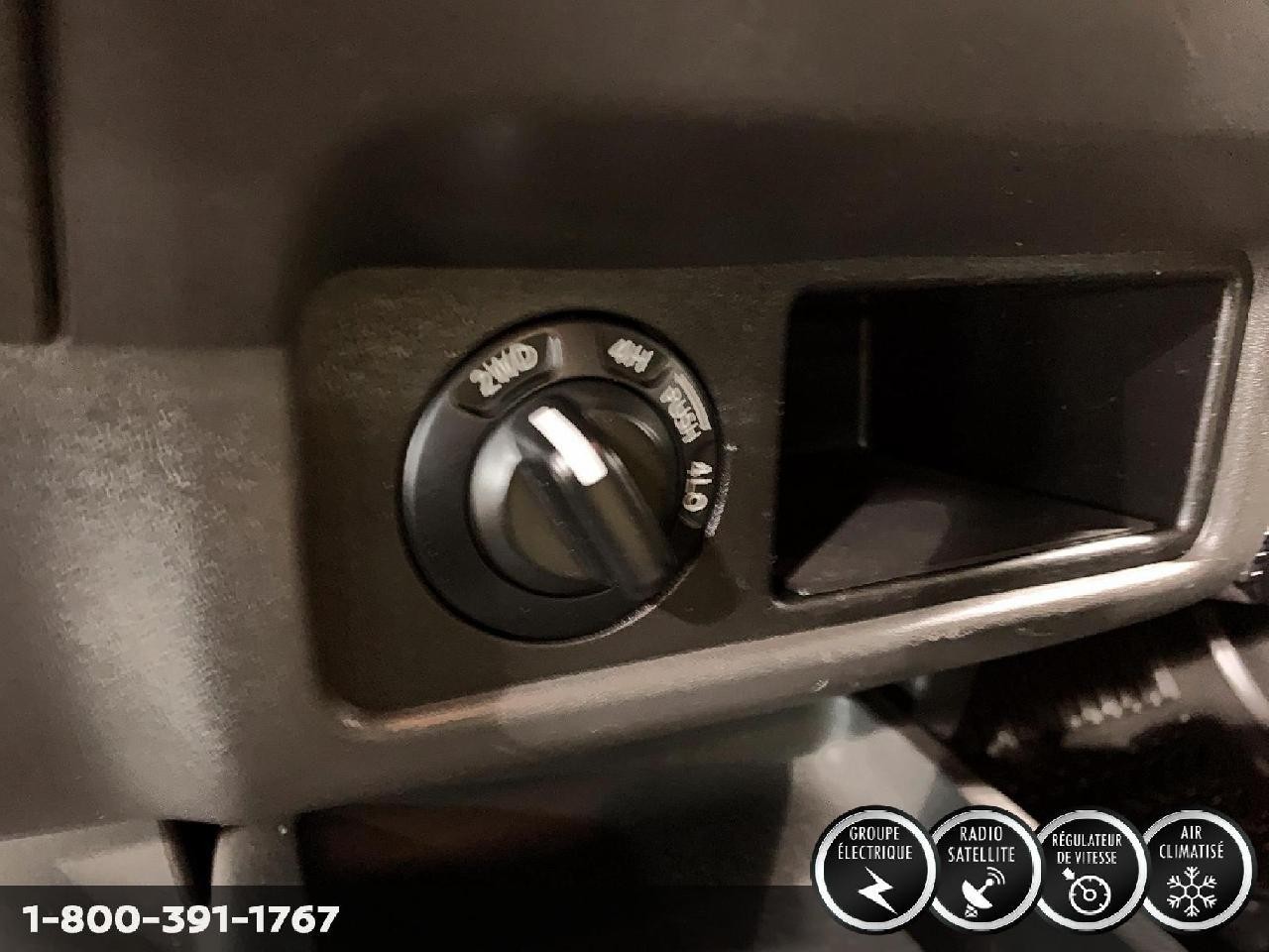 2023 Nissan Armada PLATINUM Image principale