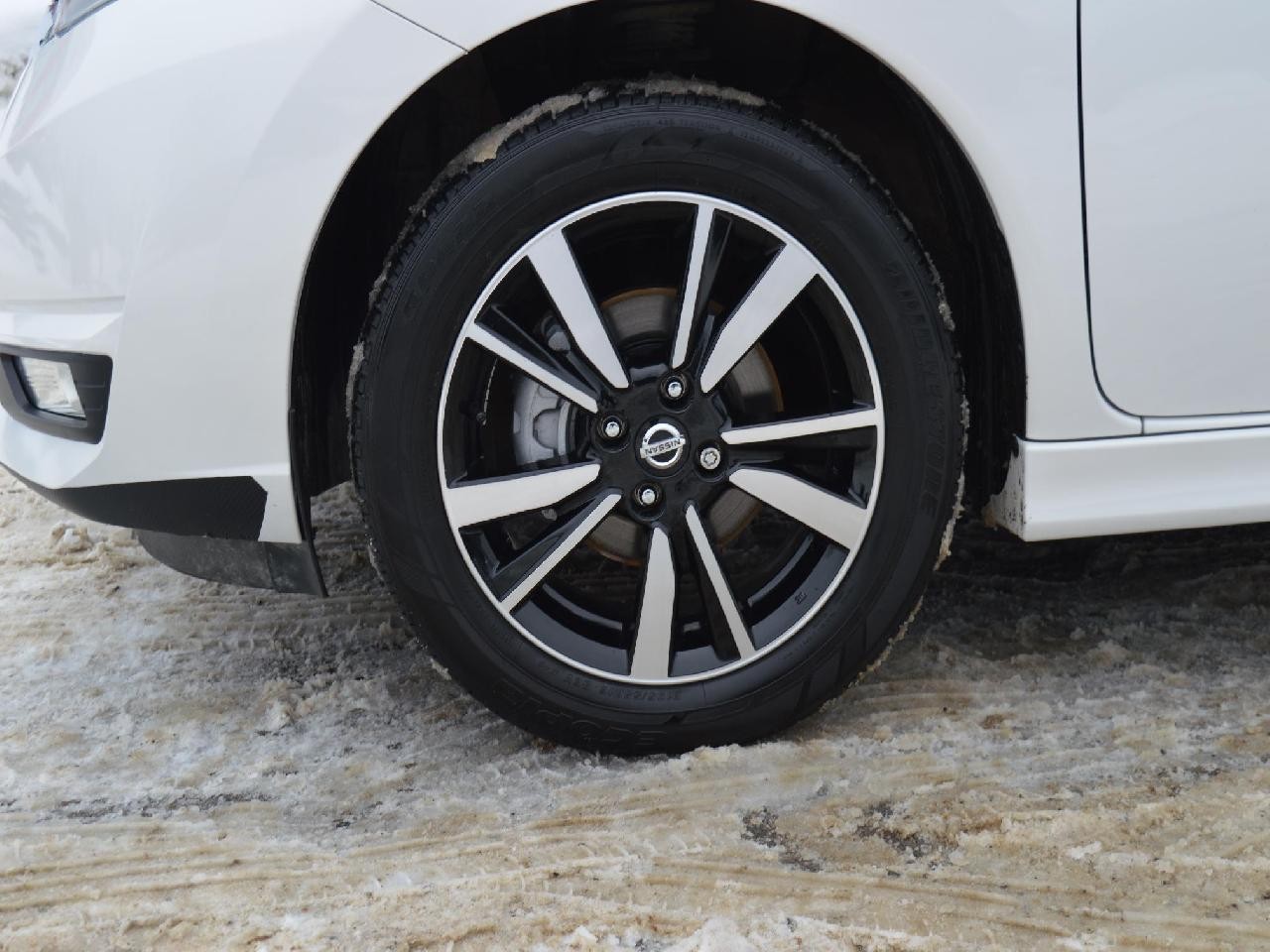 2018 Nissan VERSA NOTE SR Image principale