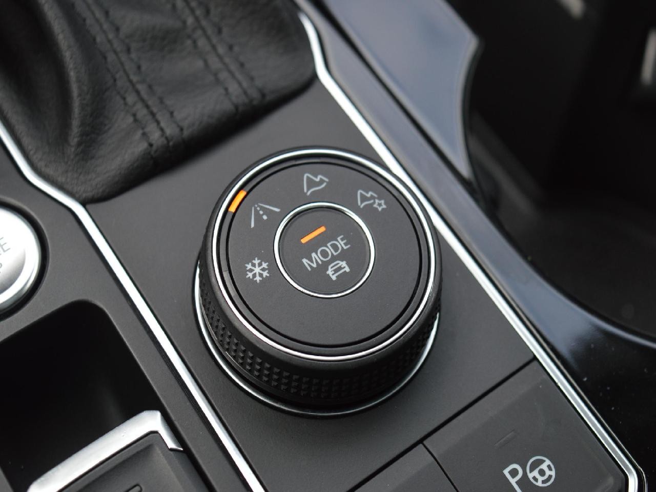 2018 Volkswagen Atlas EXECLINE Image principale