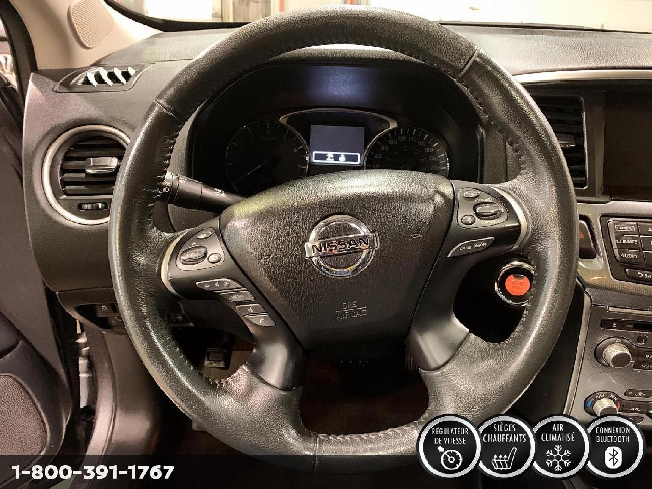 2018 Nissan Pathfinder SL Image principale