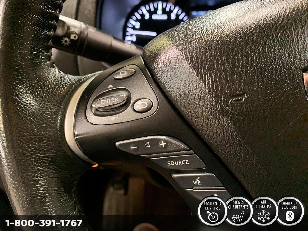 2018 Nissan Pathfinder SL Image principale