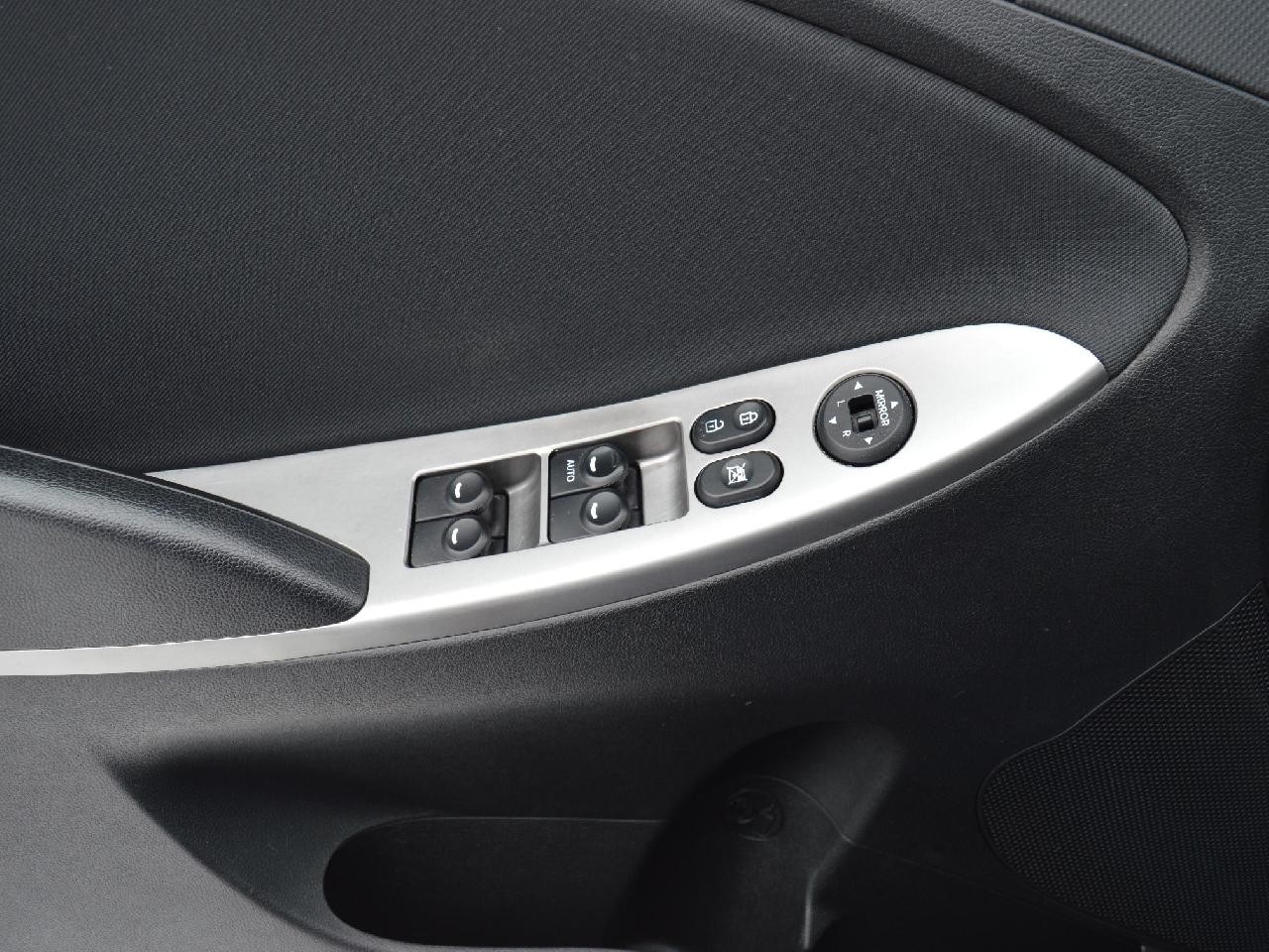 2016 Hyundai Accent SE Image principale