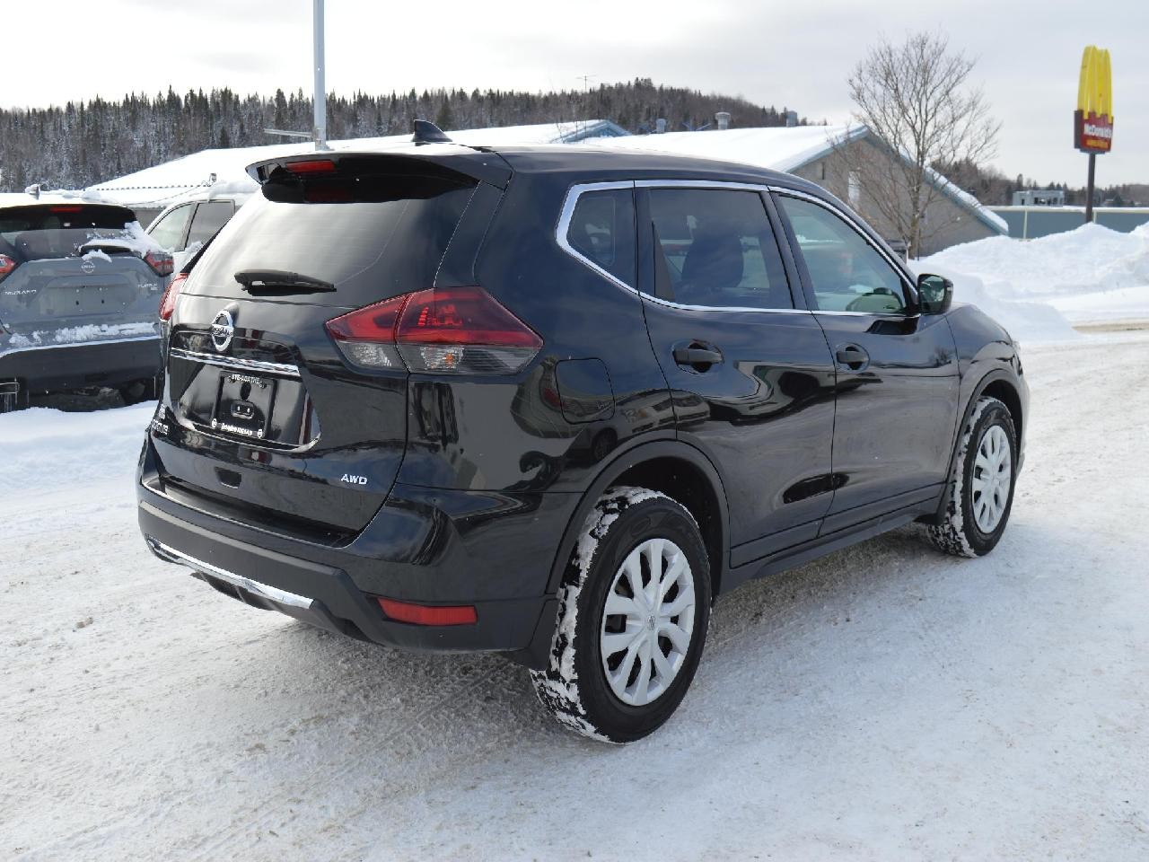 2019 Nissan Rogue S Image principale