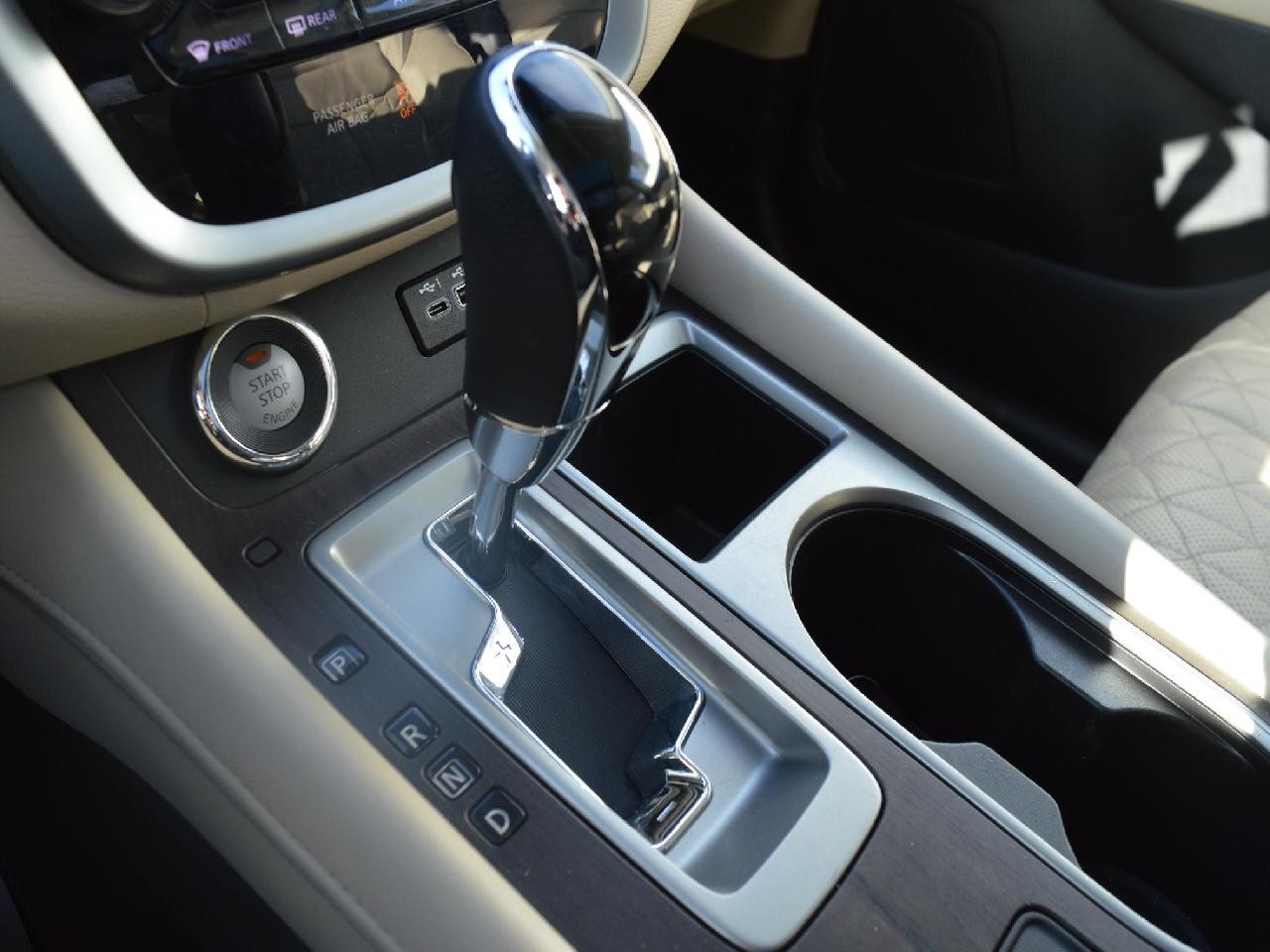 2020 Nissan Murano PLATINUM Image principale