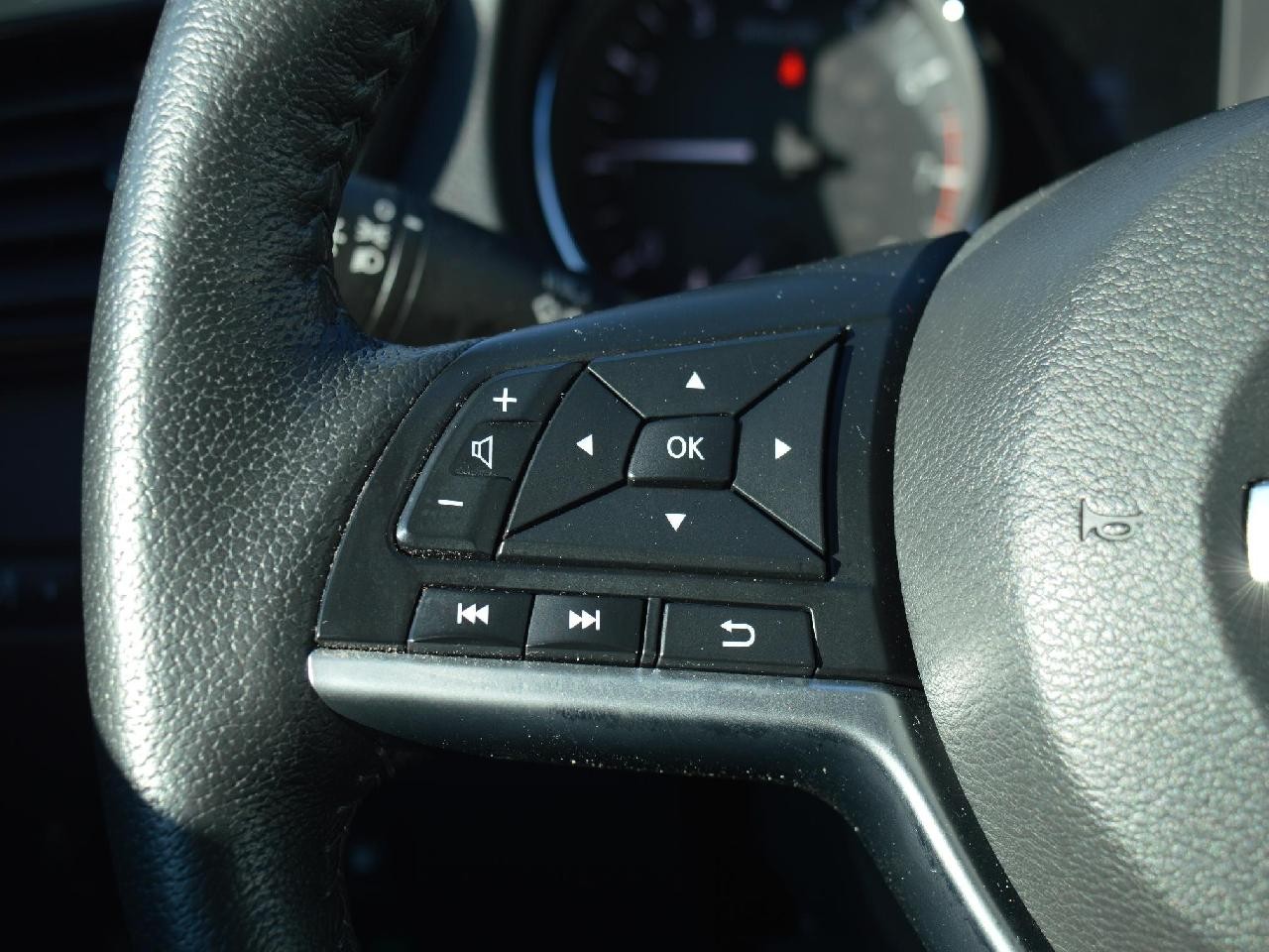 2020 Nissan Rogue S Image principale