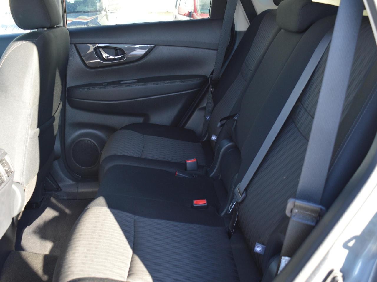 2020 Nissan Rogue S Image principale