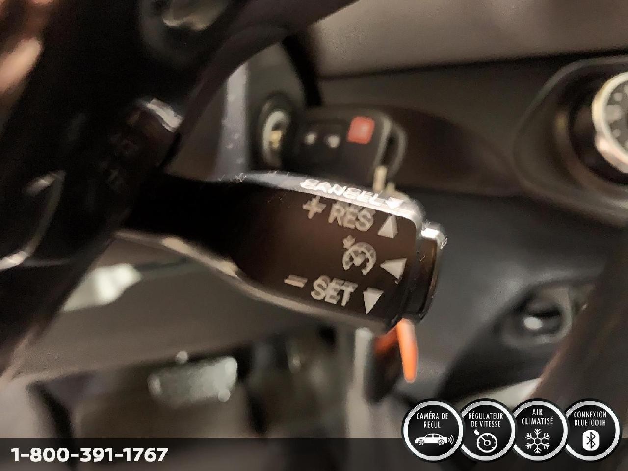 2019 NISSAN ROGUE SV Image principale