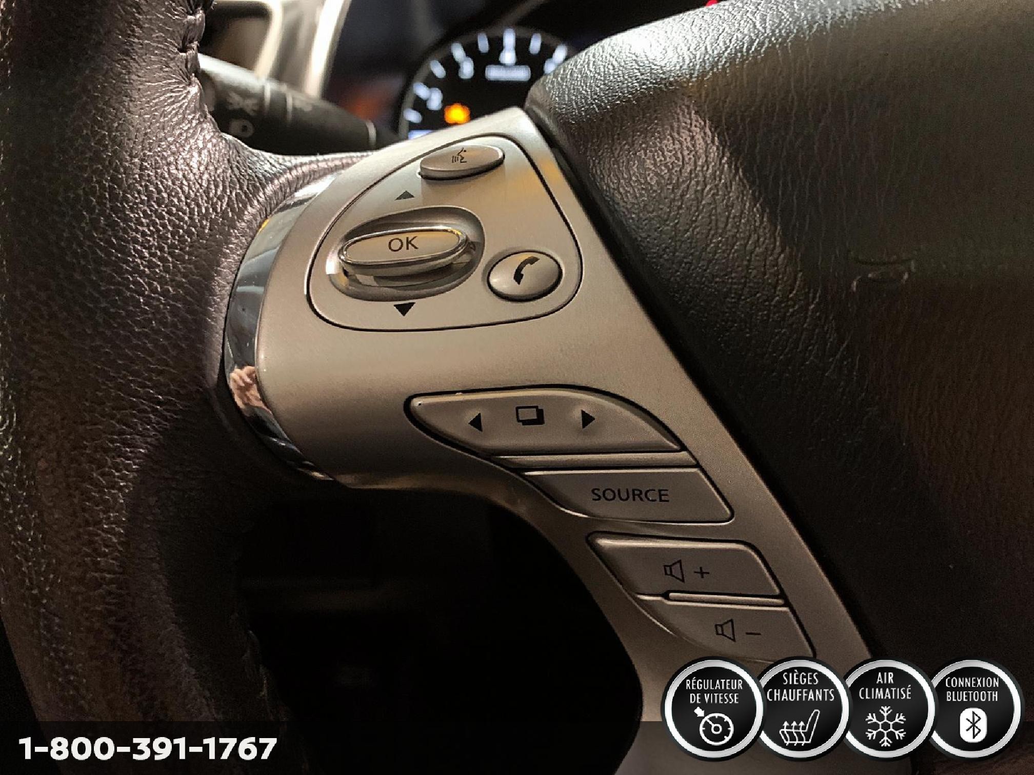 2016 Nissan Versa Note SL Image principale