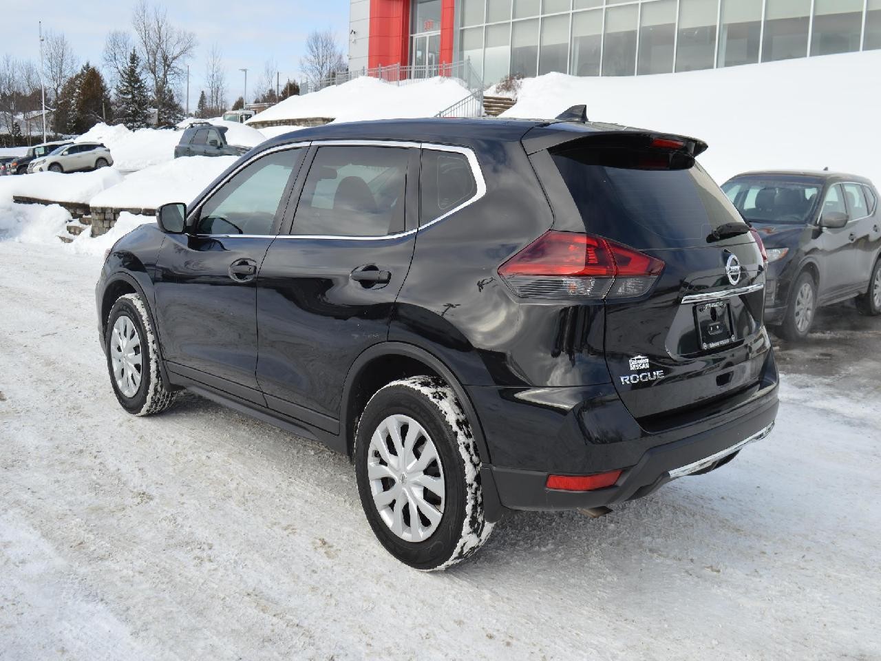 2019 Nissan Rogue S Image principale