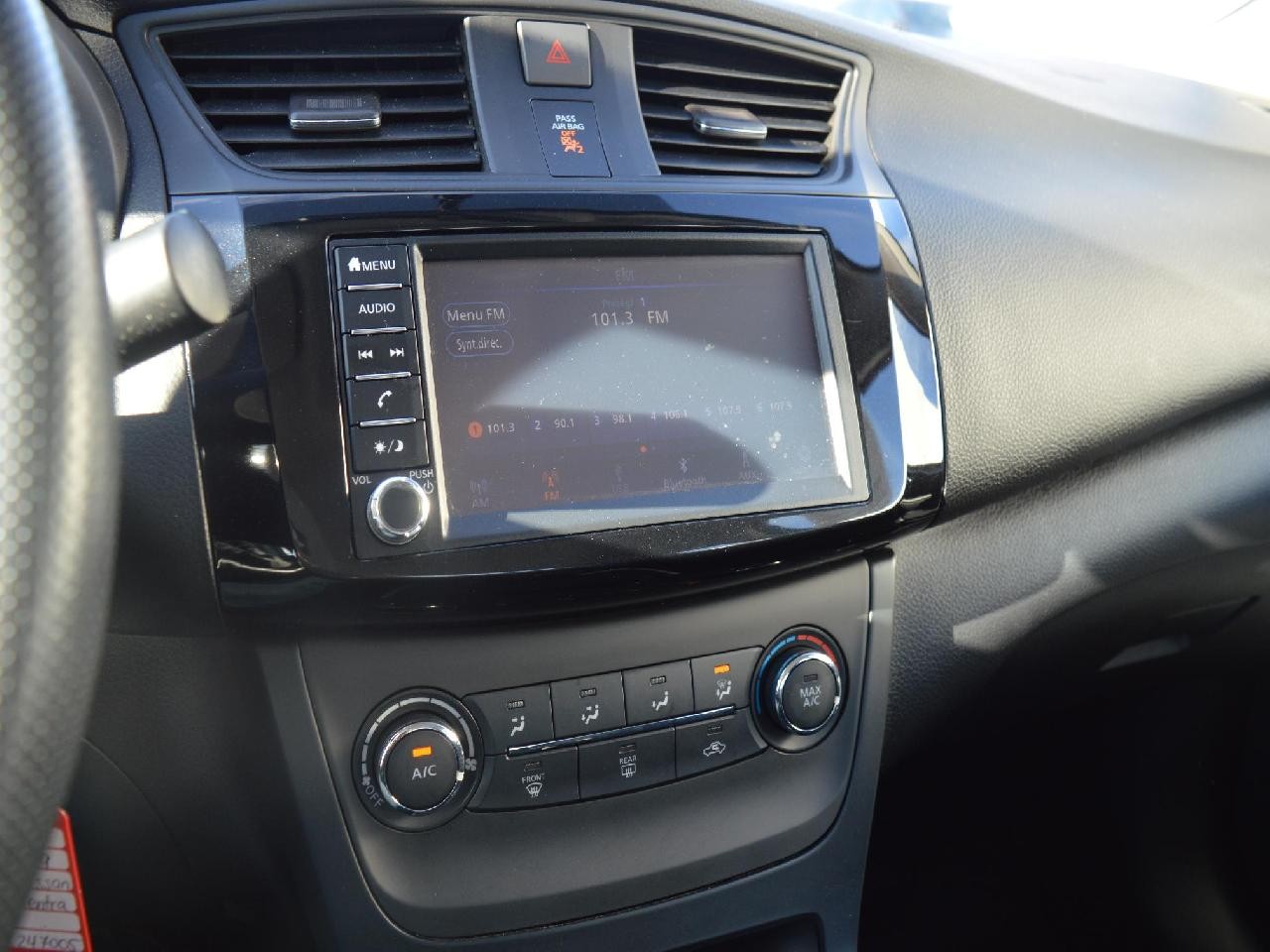 2019 Nissan Sentra S/SV Image principale