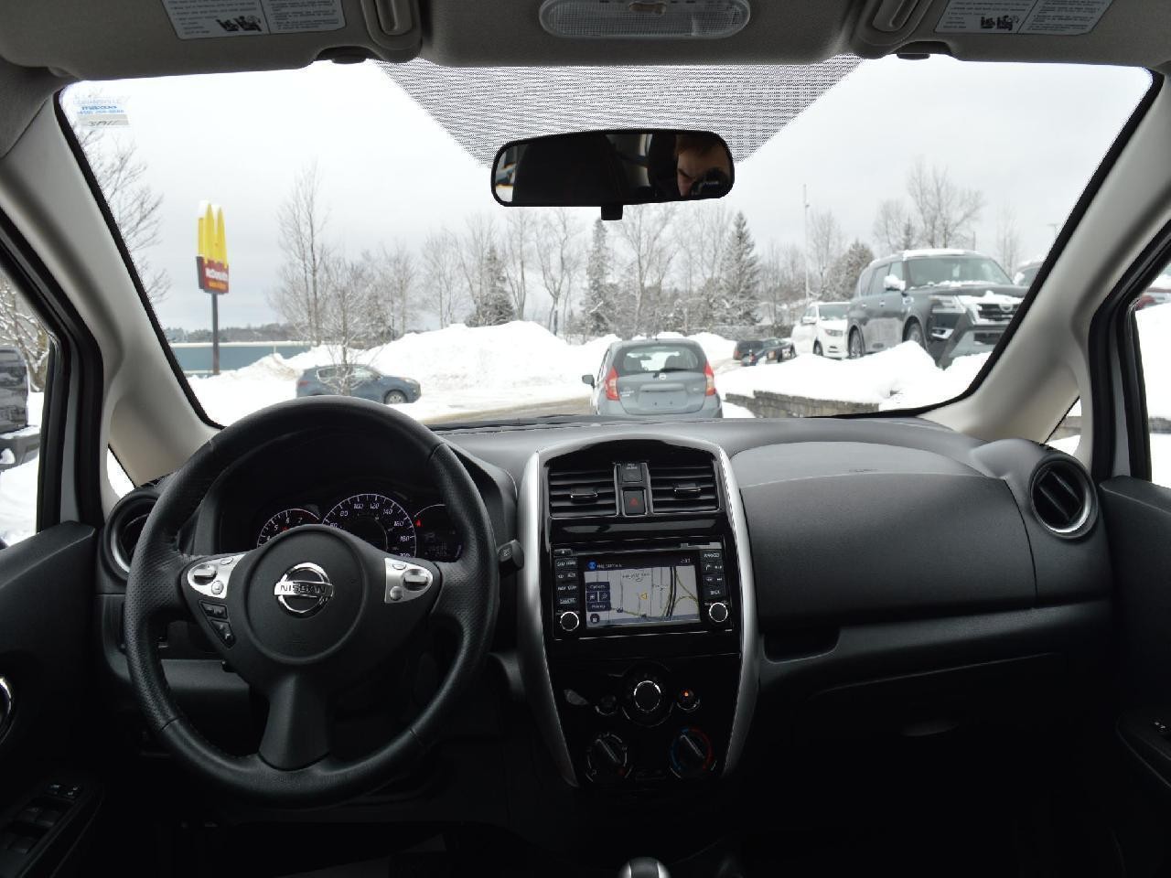 2018 Nissan VERSA NOTE SR Image principale