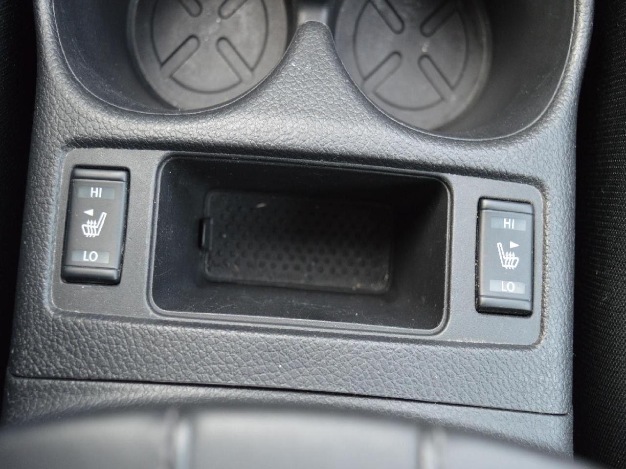 2019 Nissan Rogue S Image principale