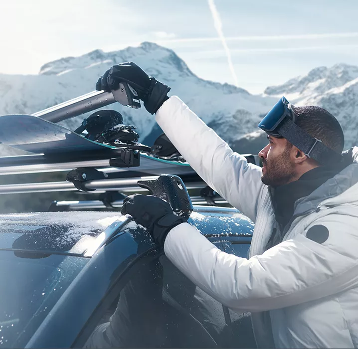 Accessoire de ski sur un véhicule Mazda